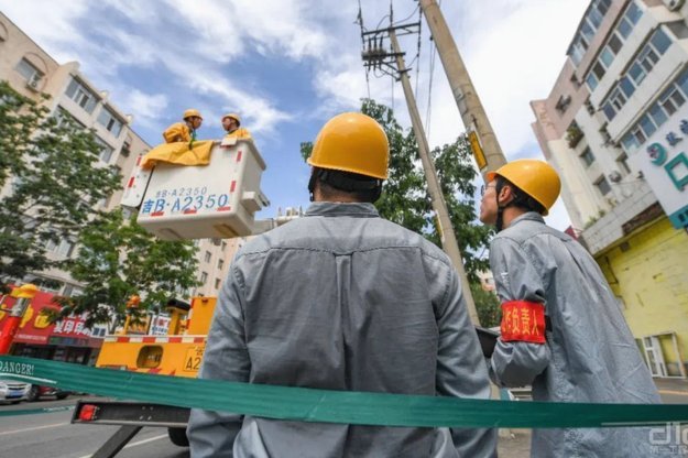 怎么往得物里面充钱